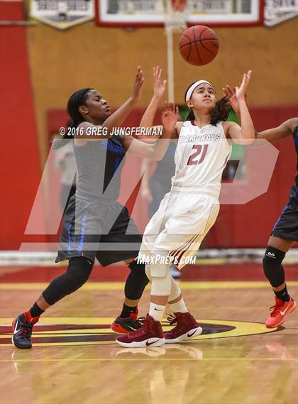 Thumbnail 2 in Oakland @ Cardinal Newman (Cardinal Newman Classic) photogallery.