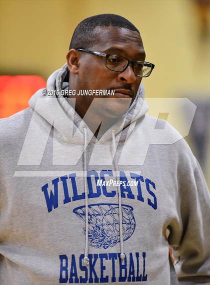 Thumbnail 3 in Oakland @ Cardinal Newman (Cardinal Newman Classic) photogallery.