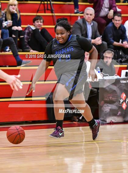Thumbnail 3 in Oakland @ Cardinal Newman (Cardinal Newman Classic) photogallery.