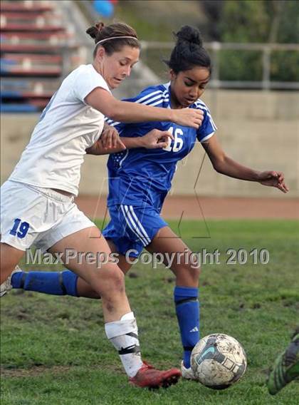 Thumbnail 3 in Charter Oak @ Los Altos photogallery.