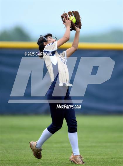 Thumbnail 1 in Boyd-Buchanan @ Soddy Daisy photogallery.