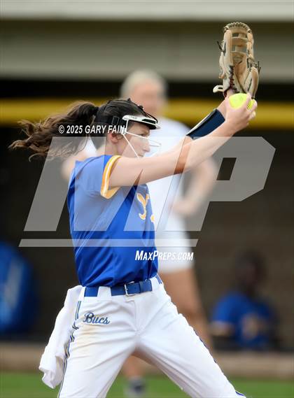 Thumbnail 3 in Boyd-Buchanan @ Soddy Daisy photogallery.