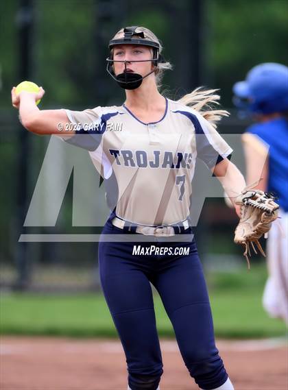 Thumbnail 3 in Boyd-Buchanan @ Soddy Daisy photogallery.