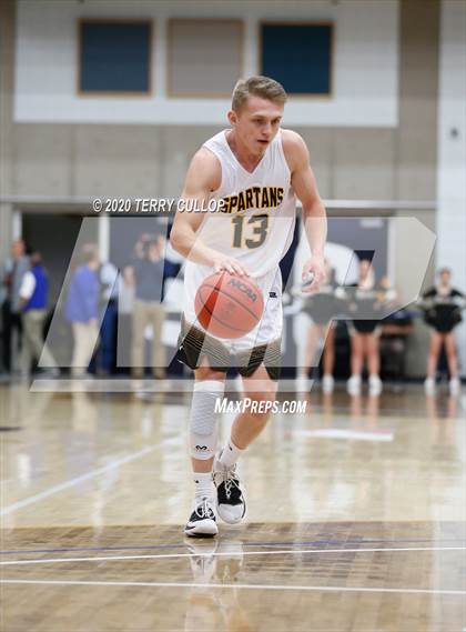 Thumbnail 3 in Richfield vs. Emery (UHSAA 3A Semifinal) photogallery.