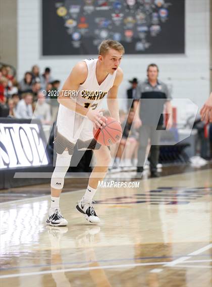 Thumbnail 1 in Richfield vs. Emery (UHSAA 3A Semifinal) photogallery.