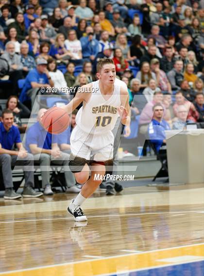 Thumbnail 2 in Richfield vs. Emery (UHSAA 3A Semifinal) photogallery.