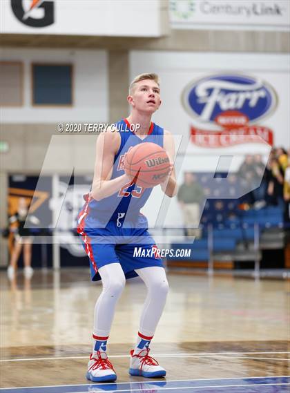 Thumbnail 3 in Richfield vs. Emery (UHSAA 3A Semifinal) photogallery.