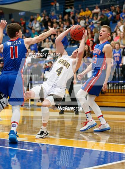 Thumbnail 3 in Richfield vs. Emery (UHSAA 3A Semifinal) photogallery.