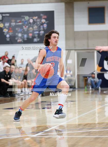 Thumbnail 2 in Richfield vs. Emery (UHSAA 3A Semifinal) photogallery.