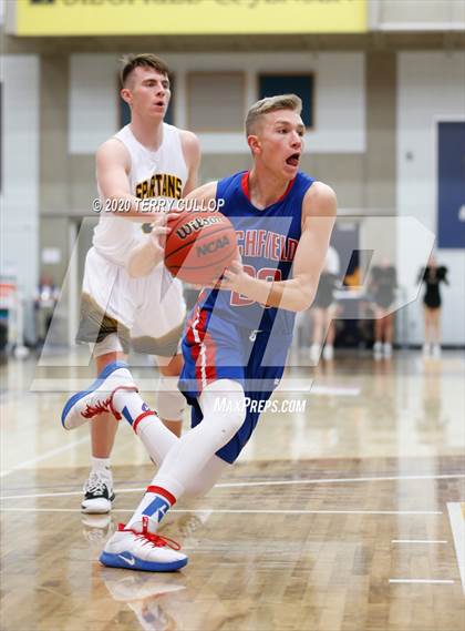 Thumbnail 1 in Richfield vs. Emery (UHSAA 3A Semifinal) photogallery.