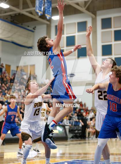 Thumbnail 2 in Richfield vs. Emery (UHSAA 3A Semifinal) photogallery.
