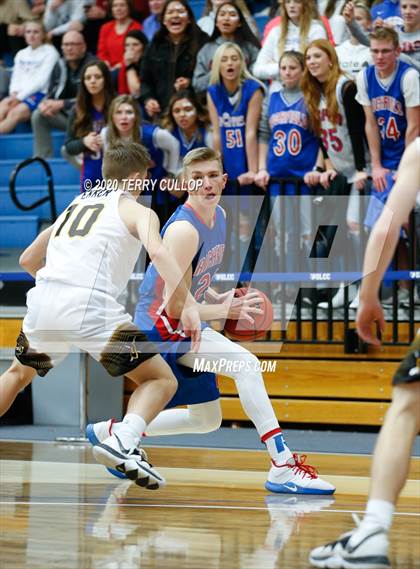 Thumbnail 2 in Richfield vs. Emery (UHSAA 3A Semifinal) photogallery.