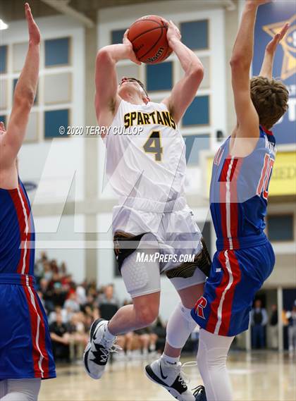 Thumbnail 1 in Richfield vs. Emery (UHSAA 3A Semifinal) photogallery.