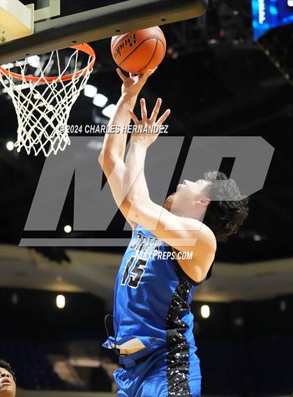 Thumbnail 3 in Cypress Creek vs. The Colony (Cy-Hoops Invitational) photogallery.