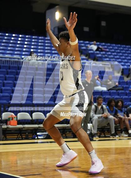 Thumbnail 1 in Cypress Creek vs. The Colony (Cy-Hoops Invitational) photogallery.