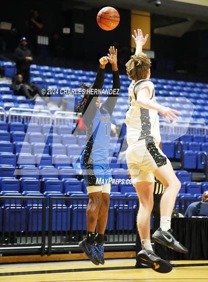 Thumbnail 1 in Cypress Creek vs. The Colony (Cy-Hoops Invitational) photogallery.