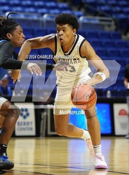 Thumbnail 3 in Cypress Creek vs. The Colony (Cy-Hoops Invitational) photogallery.