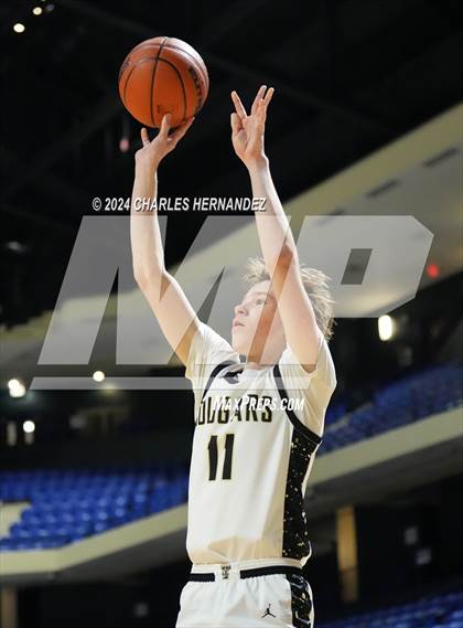Thumbnail 3 in Cypress Creek vs. The Colony (Cy-Hoops Invitational) photogallery.