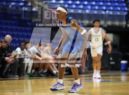Thumbnail 3 in Cypress Creek vs. The Colony (Cy-Hoops Invitational) photogallery.