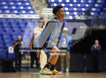 Thumbnail 2 in Cypress Creek vs. The Colony (Cy-Hoops Invitational) photogallery.
