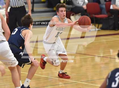 Thumbnail 3 in Bellarmine Prep vs. Union (WIAA District 3 Playoff) photogallery.