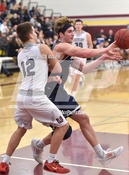 Thumbnail 1 in Bellarmine Prep vs. Union (WIAA District 3 Playoff) photogallery.
