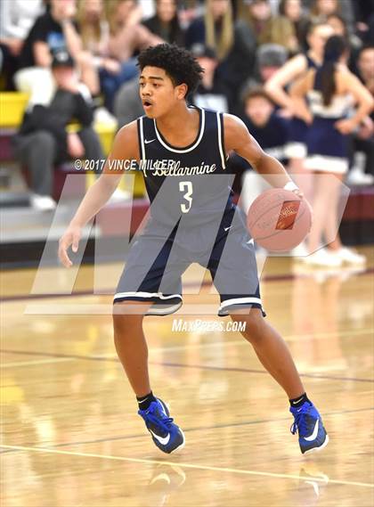 Thumbnail 2 in Bellarmine Prep vs. Union (WIAA District 3 Playoff) photogallery.