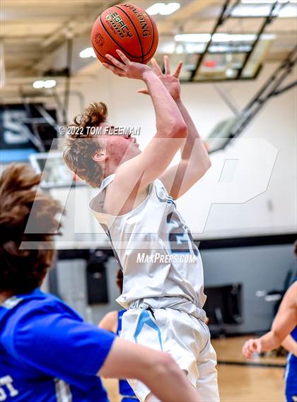 Thumbnail 3 in  Rockhurst @ Shawnee Mission East (Sophomore) photogallery.