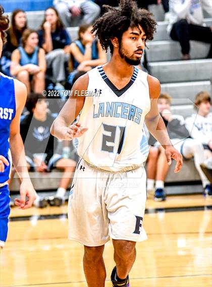 Thumbnail 1 in  Rockhurst @ Shawnee Mission East (Sophomore) photogallery.