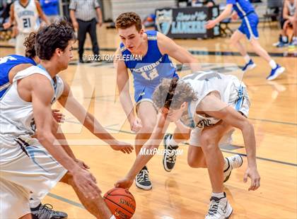 Thumbnail 1 in  Rockhurst @ Shawnee Mission East (Sophomore) photogallery.