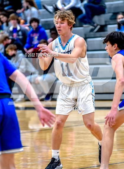 Thumbnail 3 in  Rockhurst @ Shawnee Mission East (Sophomore) photogallery.
