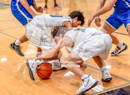 Thumbnail 1 in  Rockhurst @ Shawnee Mission East (Sophomore) photogallery.