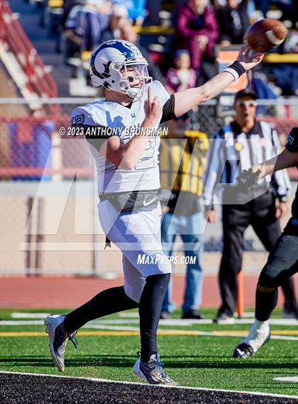 Thumbnail 3 in Casa Roble vs. Twelve Bridges (CIF SJS D5 Final) photogallery.
