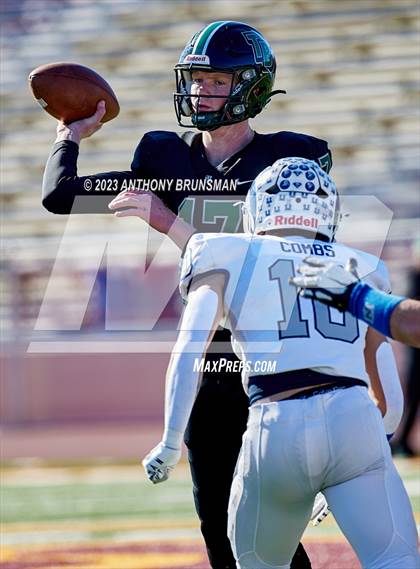 Thumbnail 3 in Casa Roble vs. Twelve Bridges (CIF SJS D5 Final) photogallery.