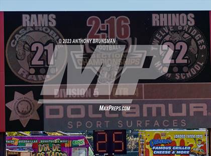 Thumbnail 2 in Casa Roble vs. Twelve Bridges (CIF SJS D5 Final) photogallery.