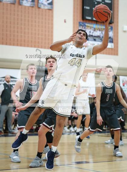 Thumbnail 1 in Utica Ford @ Stoney Creek photogallery.