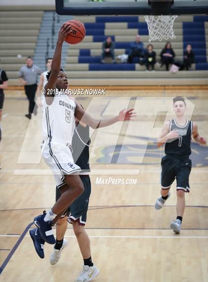 Thumbnail 1 in Utica Ford @ Stoney Creek photogallery.