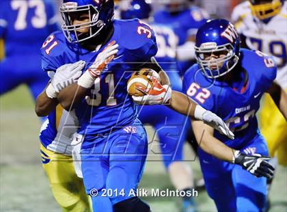 Thumbnail 2 in Garner Magnet @ Wake Forest (NCHSAA Class 4AA Semifinal) photogallery.