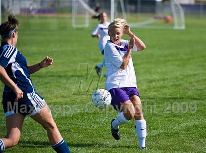 Thumbnail 2 in Hunter @ Riverton photogallery.