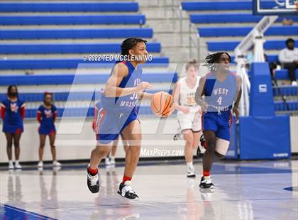 Thumbnail 1 in Lake Hamilton @ West Memphis (AAA 5A State Playoff first round) photogallery.