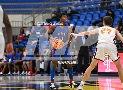 Thumbnail 2 in Lake Hamilton @ West Memphis (AAA 5A State Playoff first round) photogallery.