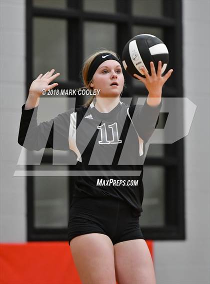 Thumbnail 2 in Moody vs. Hubbard (UIL 2A Bi-District) photogallery.