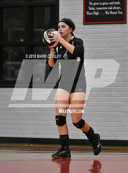 Thumbnail 3 in Moody vs. Hubbard (UIL 2A Bi-District) photogallery.