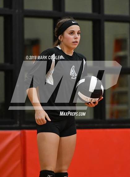 Thumbnail 2 in Moody vs. Hubbard (UIL 2A Bi-District) photogallery.