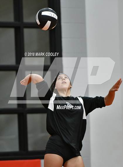 Thumbnail 2 in Moody vs. Hubbard (UIL 2A Bi-District) photogallery.