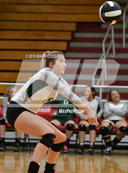 Thumbnail 1 in Moody vs. Hubbard (UIL 2A Bi-District) photogallery.