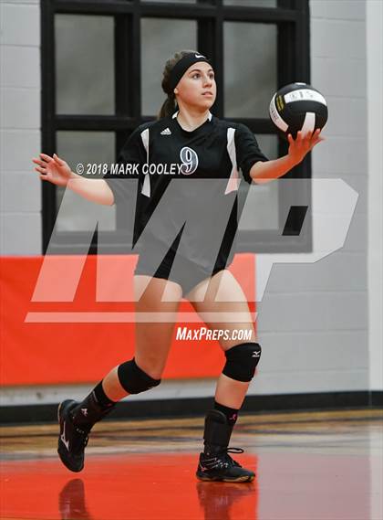 Thumbnail 1 in Moody vs. Hubbard (UIL 2A Bi-District) photogallery.