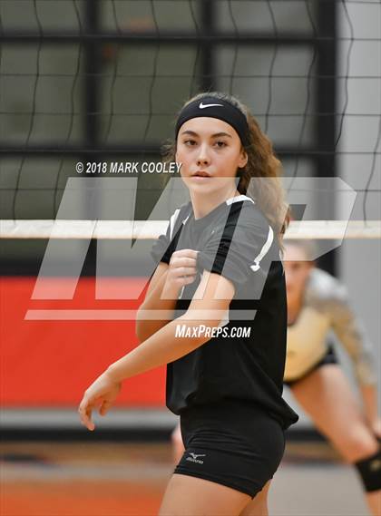 Thumbnail 3 in Moody vs. Hubbard (UIL 2A Bi-District) photogallery.