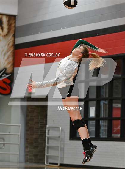 Thumbnail 3 in Moody vs. Hubbard (UIL 2A Bi-District) photogallery.