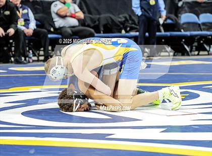 Thumbnail 2 in NYSPHSAA Division 2 State Championships (Round 2, 101 to 145) photogallery.